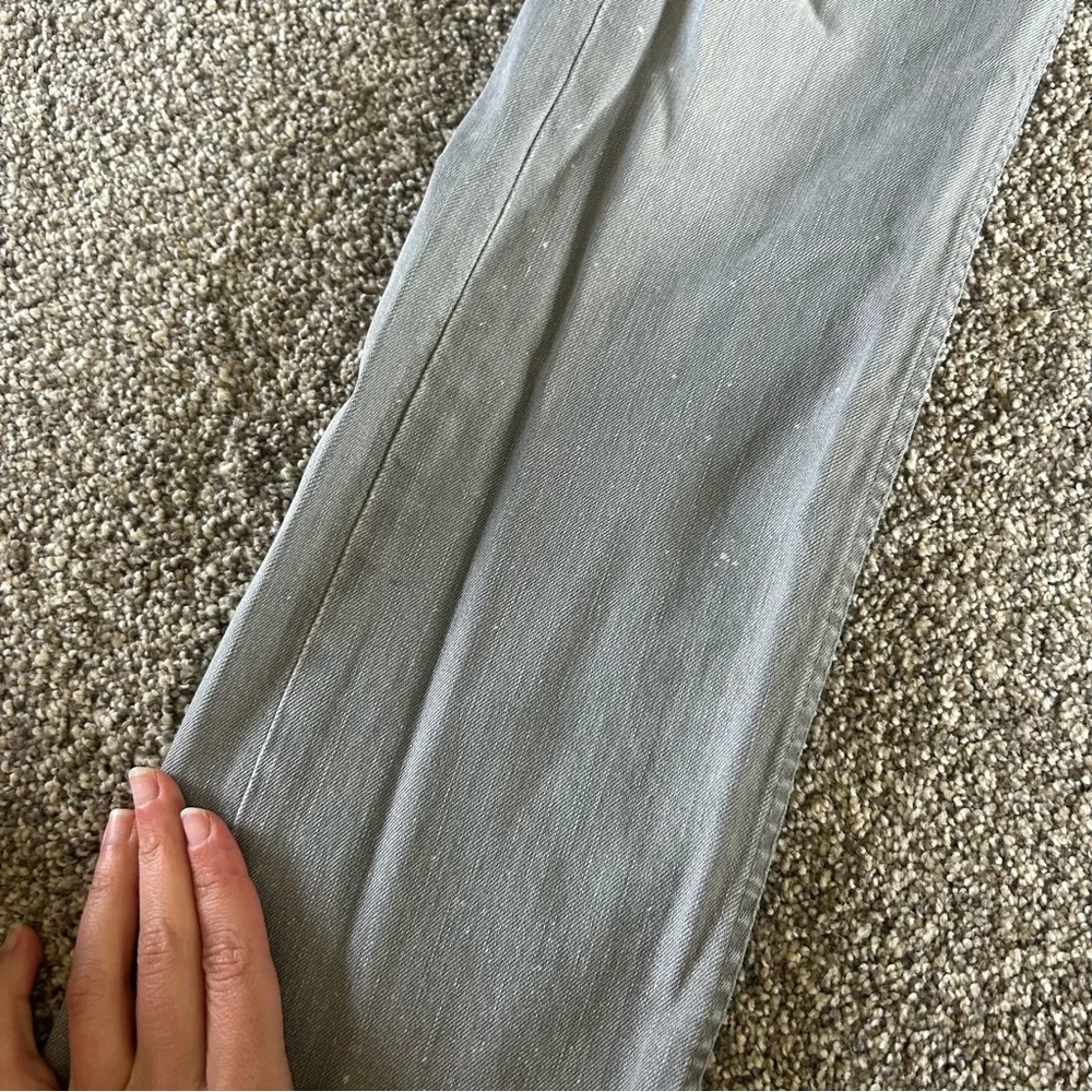 [Levi’s] Gray Straight Leg Jeans W30 L30